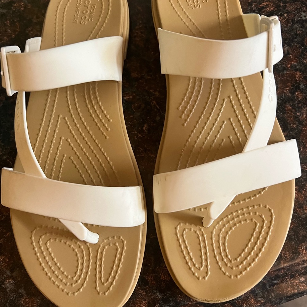 CROCS Tulium NWOT